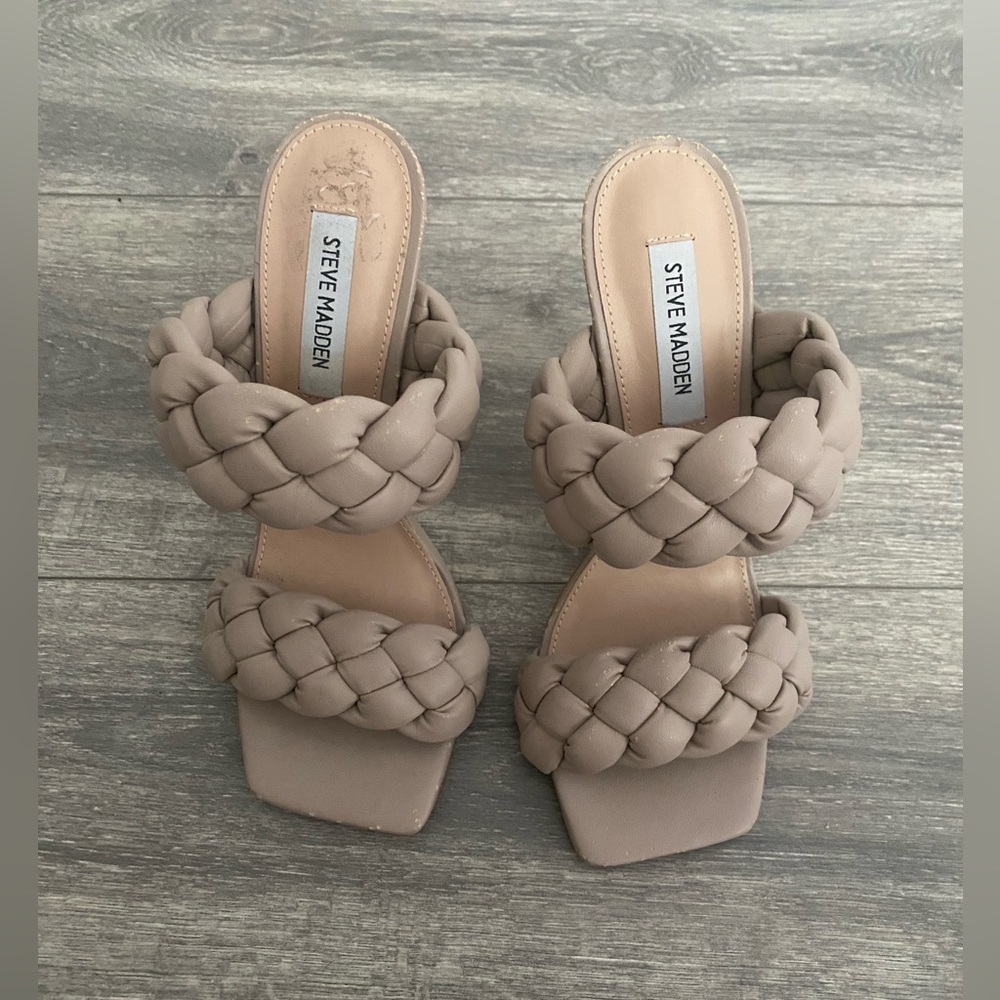 Steve Madden square toe heels